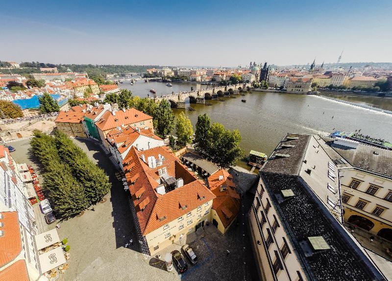 Archibald At The Charles Bridge Hotel 4*